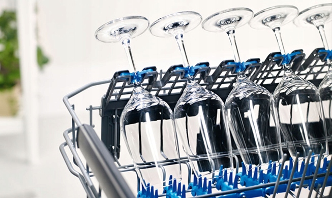 ZMYWARKA DO ZABUDOWY 60 ELECTROLUX EEM48300L 14kpl