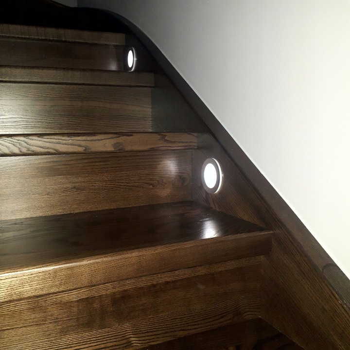 Opawa schodowa Oświetlenie schodowe Lampka LED 230V Okrągła ZŁOTA /