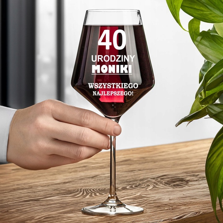 KIELISZEK DO WINA Z GRAWEREM prezent dla przyjaciółki żony urodziny 18-99