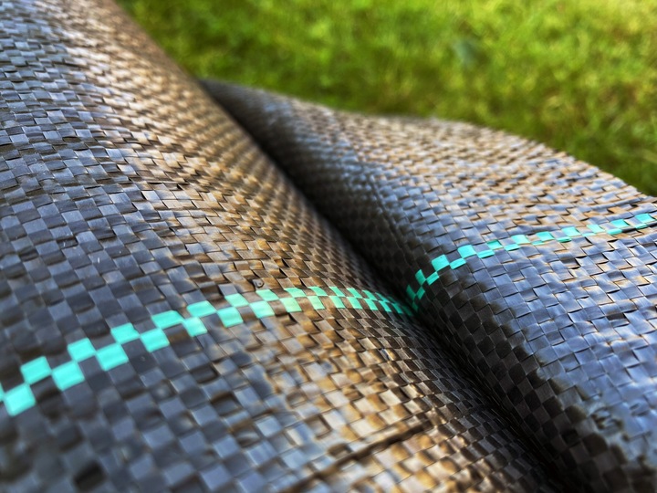 Agrotkanina czarna 1,6x50m 90g mata antychwastowa mocna agrowłóknina