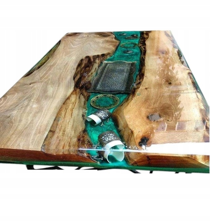 ŻYWICA EPOKSYDOWA ODLEWNICZA -DEKO-K zalew do 5 cm DO DREWNA STÓŁ BEZBARWNA