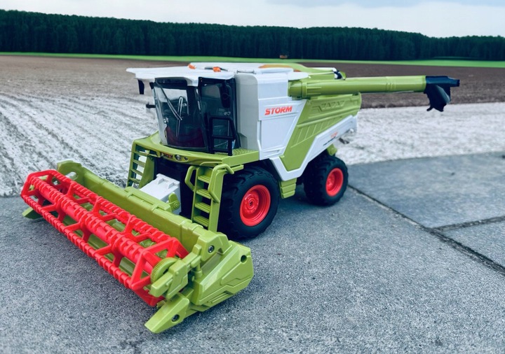 KOMBAJN ZDALNIE STEROWANY 2w1 GENERATOR DYMU + ŚWIATŁA POJEMNIK NA ZBOŻE