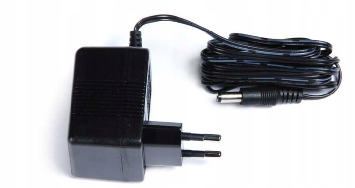 MatePro SOLIDNA ELEKTRONICZNA TARCZA TABLICA DO GRY W DART + RZUTKI LOTKI