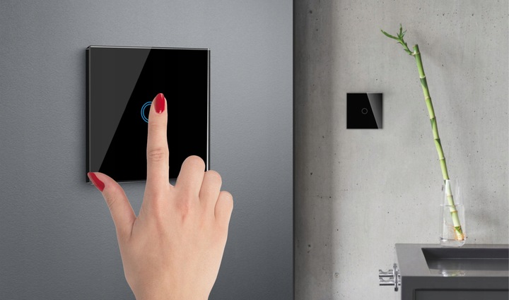 WŁĄCZNIK ŚWIATŁA SZKLANY DOTYKOWY POJEDYNCZY CZARNY WIFI TUYA LED SZKŁO