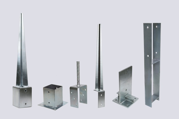 PODSTAWA SŁUPA DO PRZYKRĘCANIA 14x14cm OCYNKOWANA 2 mm | KOTWA
