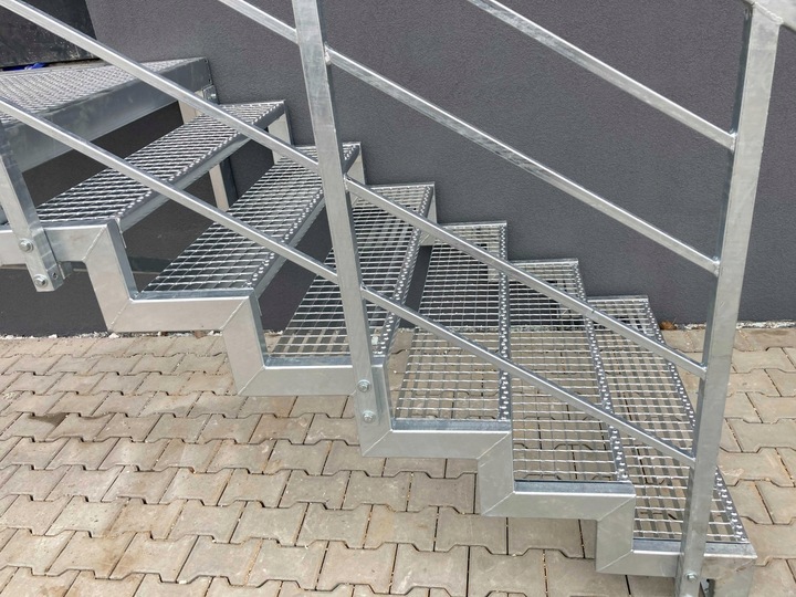 Stopnie WEMA 1000x270 mm | ocynkowane | 30x2 mm | stopień stalowy,