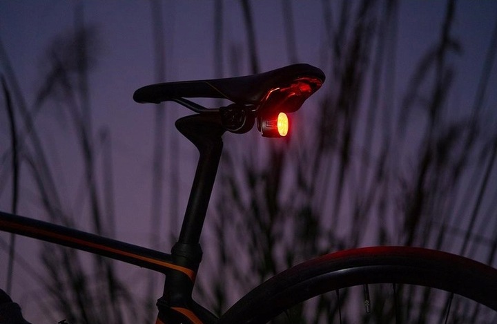 Czerwona Lampka rowerowa SPECTER WT09 tył tylna akumulator USB C 100 godzin