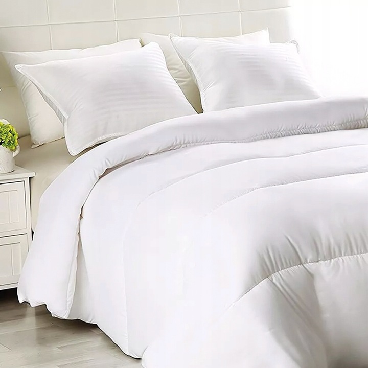 KOŁDRA CAŁOROCZNA ANTYALERGICZNA 140x200 cm MIĘKKA POSZYCIE POLICOTTON