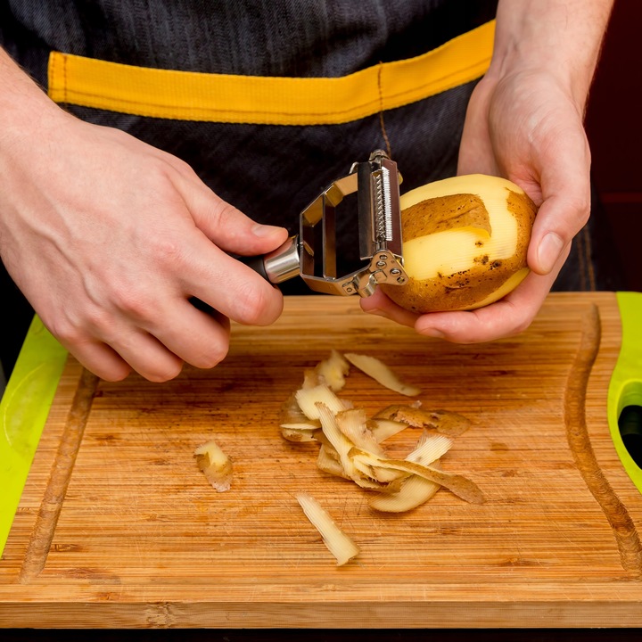 Deiss PRO Obieraczka do warzyw i owoców