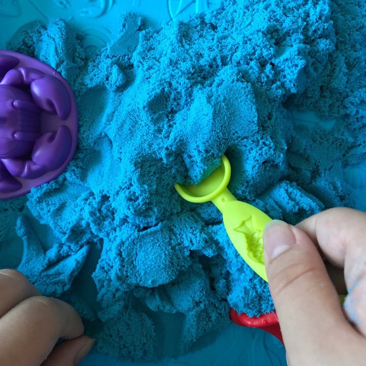 Piasek Kinetyczny 3kg Zestaw Dla Dziecka Basen Foremki Foremki Na Prezent