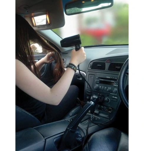 PRZENOŚNA SUSZARKA DO WŁOSÓW W SAMOCHODZIE, WTYCZKA ZAPALNICZKI, CZARNY