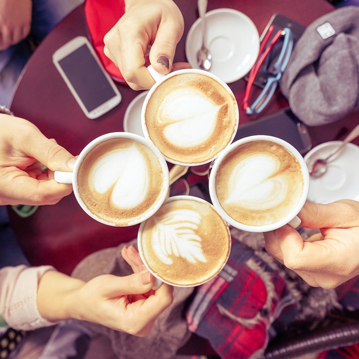 Napój Kawowy Kawa Cappuccino Wiśnia w Czekoladzie 110g Pianka Mokate x6