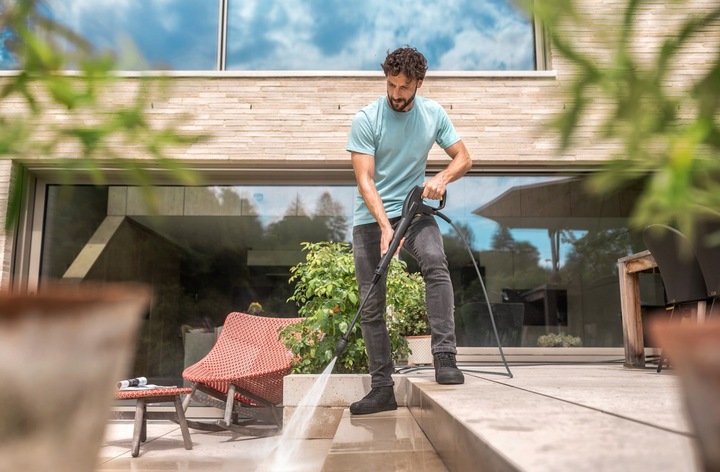 Myjka ciśnieniowa do mycia kostki Karcher K 7 Premium 1.317-363.0