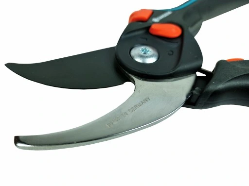 GARDENA 8905 Sekator do gałęzi do 24mm z regulacją do dużych i małych