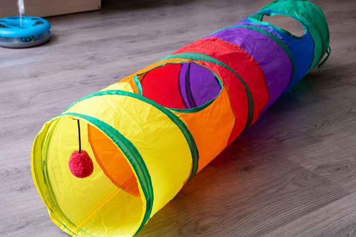 ZABAWKA TUNEL DLA KOTA SZELESZCZĄCY DŁUGI TUNEL DLA KOTA Z ZABAWKAMI XXL