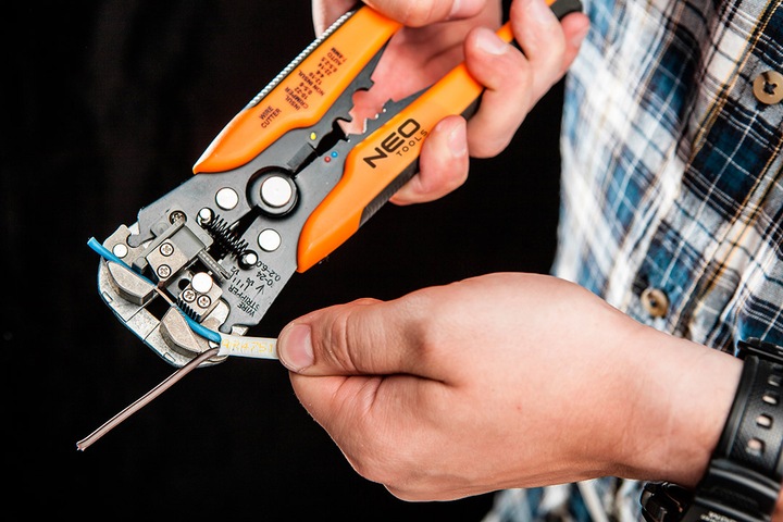 Automatyczny ściągacz izolacji 205 mm, czołowy NEO 01-500