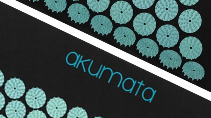 ZESTAW AKUMATA MATA DO AKUPRESURY Z PODUSZKĄ KOLCE