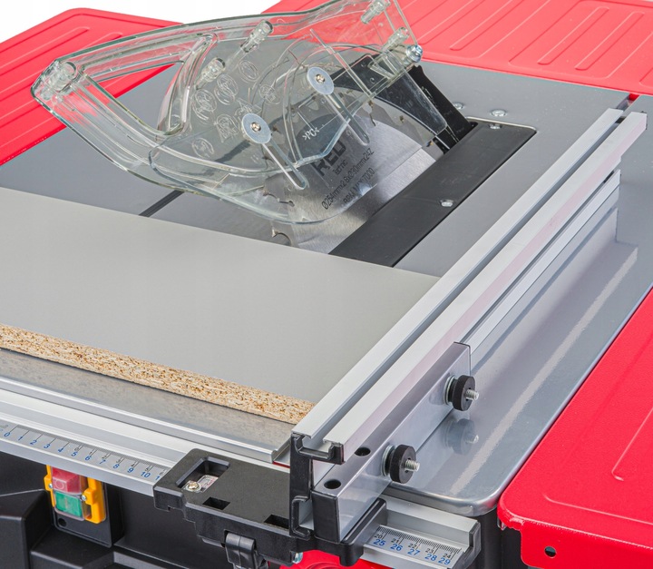 Piła STOŁOWA Pilarka Do Drewna Tarczowa Krajzega Stół Tarcza 3400W