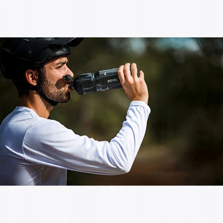 Bidon rowerowy Zefal Sense Soft 65 No-Mud 650 ml smoked black 650 ml