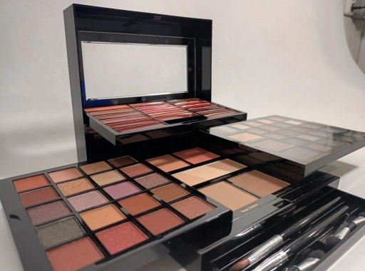 Kosmetyczka walizka kuferek zestaw 73 kosmetyków