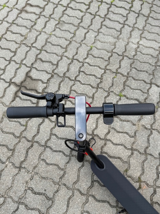 HULAJNOGA ELEKTRYCZNA T9 PRO DUŻY ZASIĘG LEKKA I MOCNA 350W BATERIA