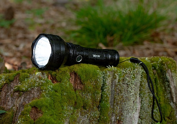 LATARKA LED TAKTYCZNA WOJSKOWA LAMPA AKUMULATOROWA IPX5 USB-C EDC PRO VAYOX