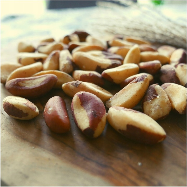 Orzechy Brazylijskie Naturalne Całe Jakość Wysoka 1kg HiFOOD Kawałki