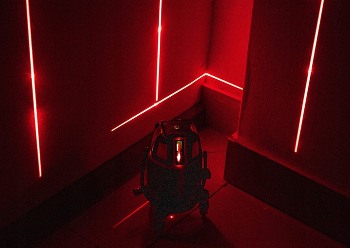 POZIOMICA LASEROWA LASER KRZYŻOWY 360 CZERWONY MOCNY 40M WALIZKA