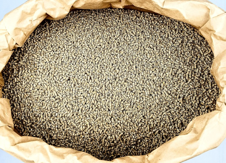 PASZA DLA KUR NIOSEK 25KG GRANULAT KARMA MIESZANKA Z MARCHEWKĄ I PROSEM