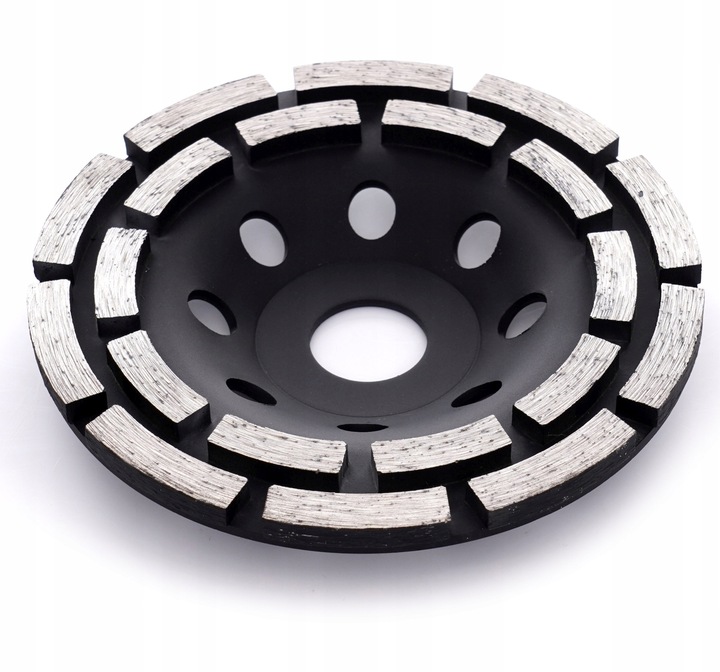 TARCZE DO SZLIFOWANIA BETONU GARNKOWA SEGMENTOWA TURBO 125MM 2 x