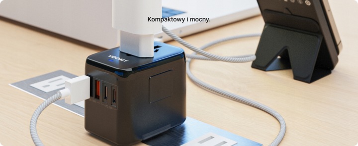 Wtyczka światowa VOOMY - 170+ krajów, 20W, 2 USB-C & 2 USB-A, Czarna