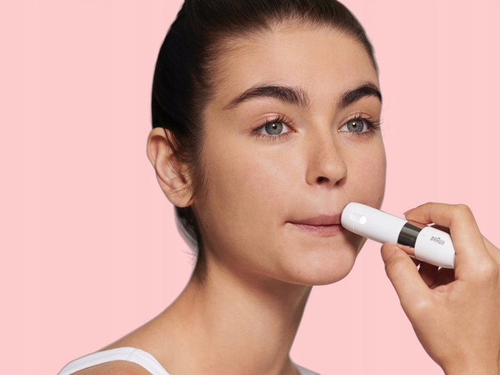 Braun Face Mini FS1000 – kompaktowa golarka do twarzy dla kobiet,