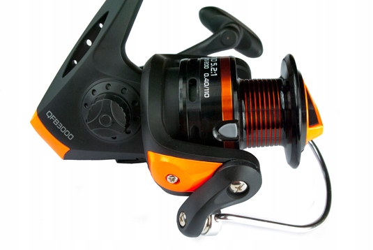 ZESTAW wędkarski SPINNING jaxon WĘDKA 2,4m kołowrotek +58 elementów Z45