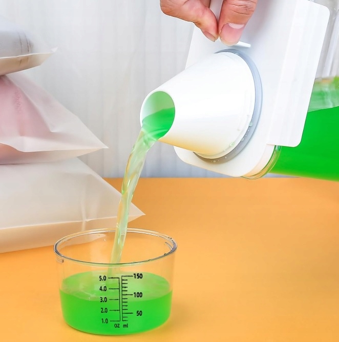 POJEMNIK PUDEŁKO ORGANIZER Z MIARKĄ NA PROSZEK PŁYN DO PRANIA PŁUKANIA 1,1L