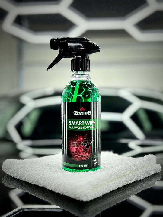 Wosk Samochodowy na Mokro LIQUID GLASS + Odtłuszczacz do Lakieru SMART WIPE