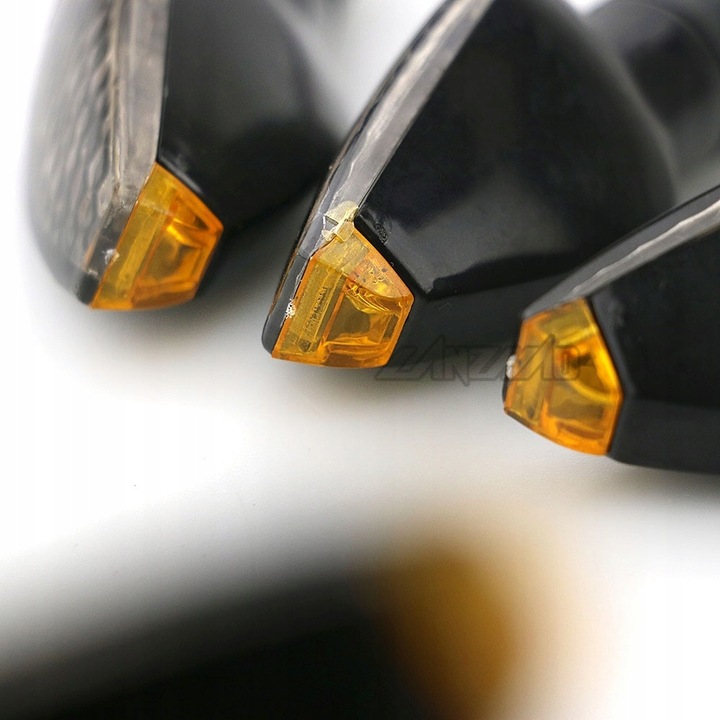 Kierunkowskazy motocyklowe czarne dymione LED