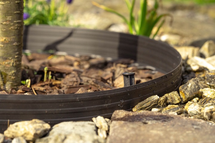 Zestaw obrzeże trawnikowe BORDER KOTWY 20m 6cm