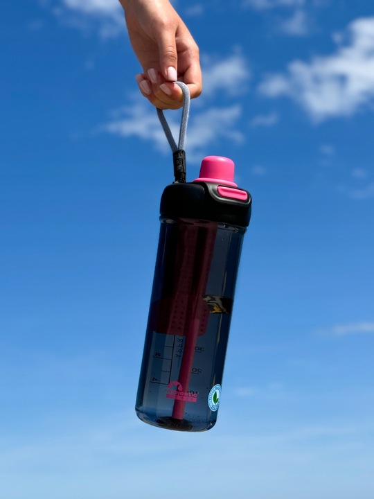 Butelka na wodę z sitkiem słomką bidon BPA free Majestic Sport 950 ml