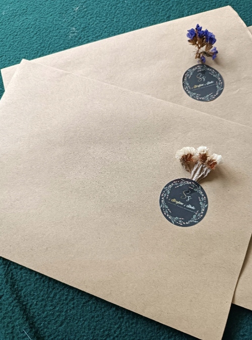 Naklejki z logo własnym nadrukiem WODOODPORNE