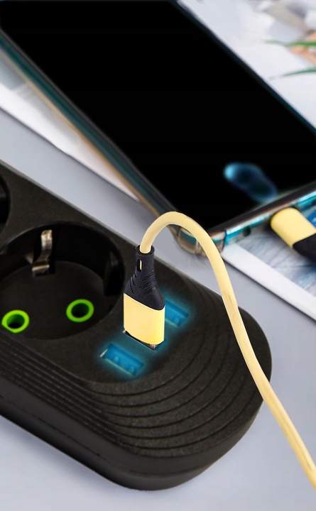 PRZEDŁUŻACZ LISTWA ZASILAJĄCA WŁĄCZNIK 3x USB 4 GNIAZDA 3m