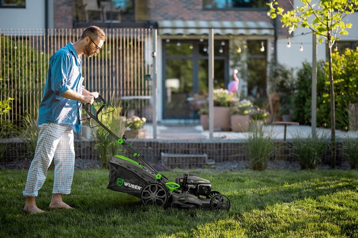 KOSIARKA SPALINOWA DO TRAWY Z NAPĘDEM MOCNA SILNIK LONCIN NAPĘD WUBER