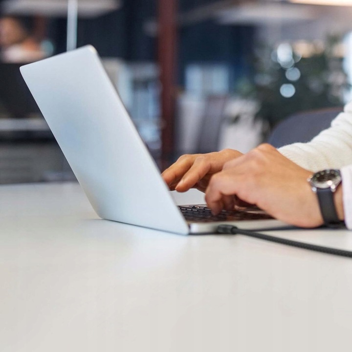 Belkin - Kabel Boost - USB-C do USB-C PD, 5A 100W, z oplotem nylonowym, 3 m