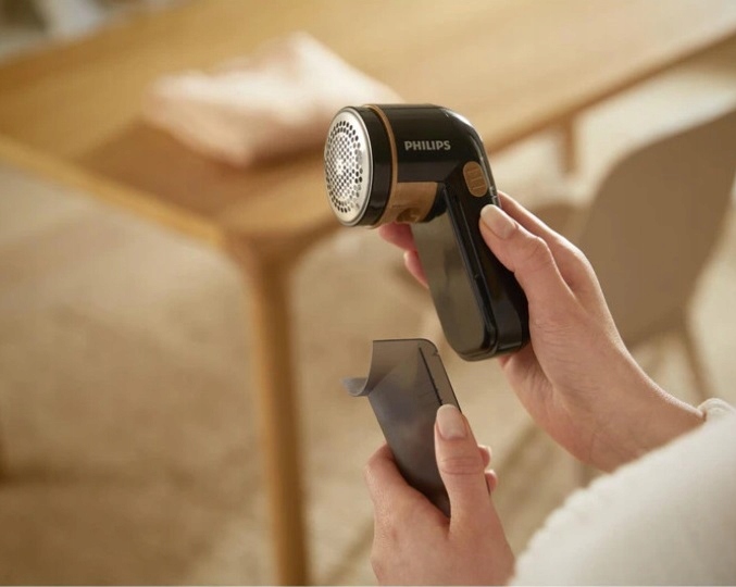 GOLARKA DO UBRAŃ TKANIN USUWANIA ZMECHACEŃ MASZYNKA PHILIPS GC026/80