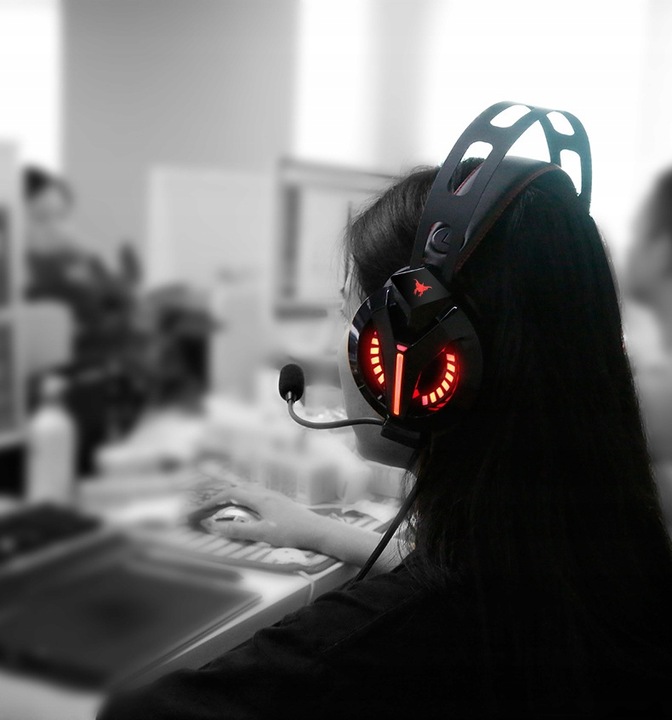 SŁUCHAWKI GAMINGOWE M180PRO do PC PS4 XBOX LED