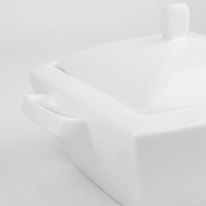 WAZA DO ZUPY BIAŁA 3,8L Z POKRYWKĄ WAZA DO ROSOŁU BARSZCZU BIAŁA