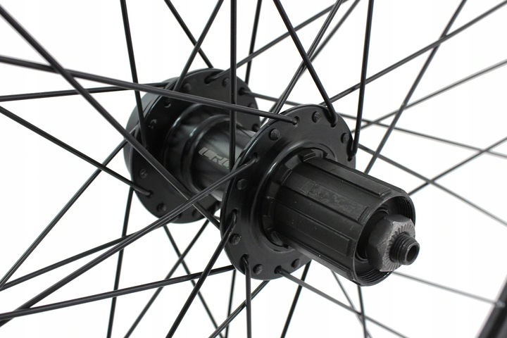 KOŁO ROWEROWE 28 CALI TYLNE KASETA OCZKOWANA TARCZA 6 ŚRUB DYSK CZARNE