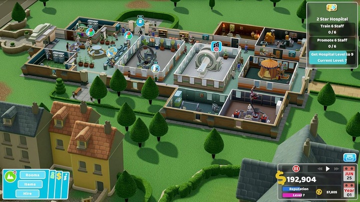 TWO POINT HOSPITAL + 2 DODATKI - PL - PS4 / PS5 - Płyta Blu-ray