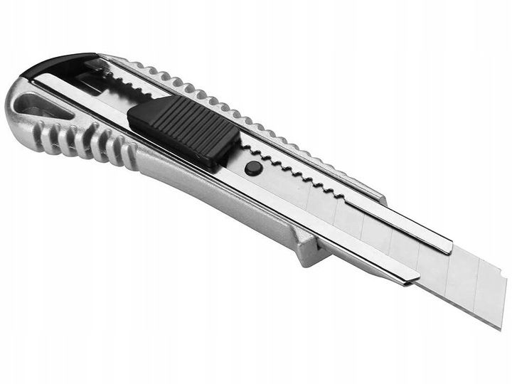 Nóż nożyk metalowy do tapet z łamanym ostrzem 18mm 6xnóż plus 60