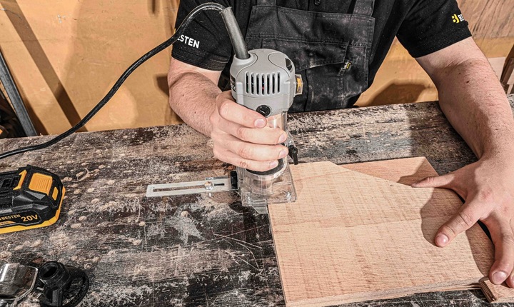 Frezarka górnowrzecionowa 800W do drewna pionowa ręczna do krawędzi