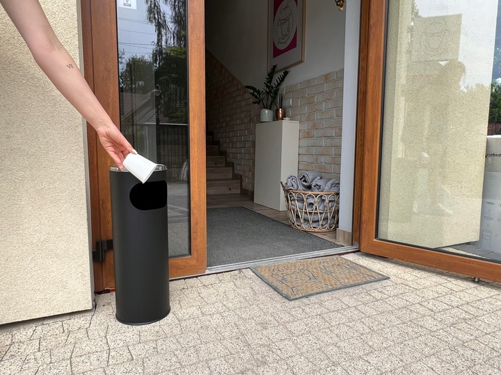 POPIELNICZKA ZEWNĘTRZNA STOJĄCA KOSZ NA ŚMIECI 12 L ŚMIETNIK POPIELNICA 2w1